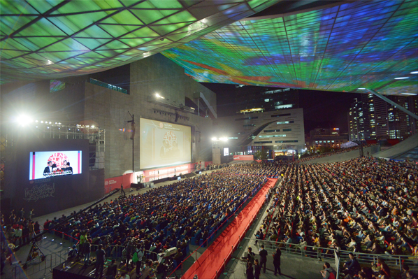 第18届釜山国际电影节的开幕式 photo